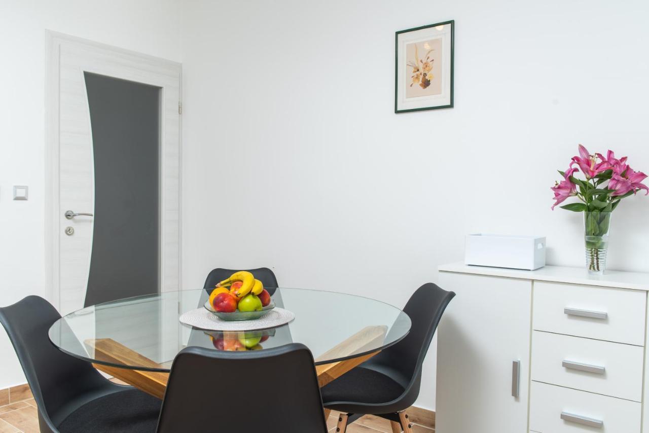 Kaštel Štafilić Apartment Kiki מראה חיצוני תמונה